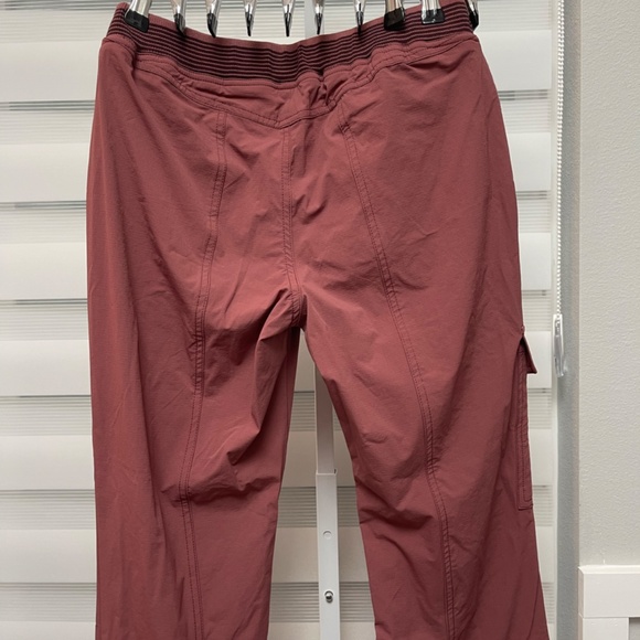 New without tag Free People Movement Cascade Flare Pants Size M - Picture 8 of 9